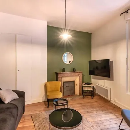 Bienvenu En Anjou Apartment