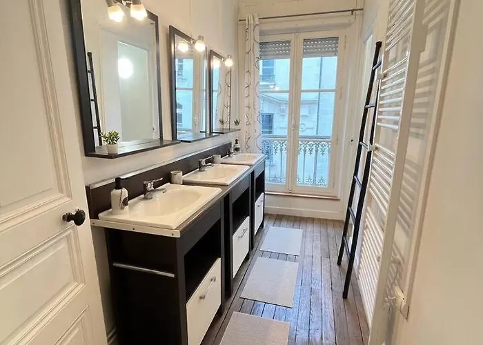 公寓 Le Cesar - Hypercentre - Ideal Famille & Groupe 昂热